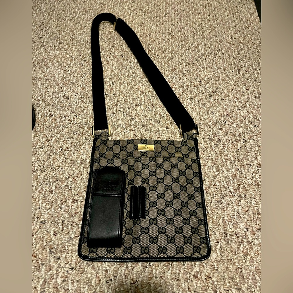 Gucci shoulder bag